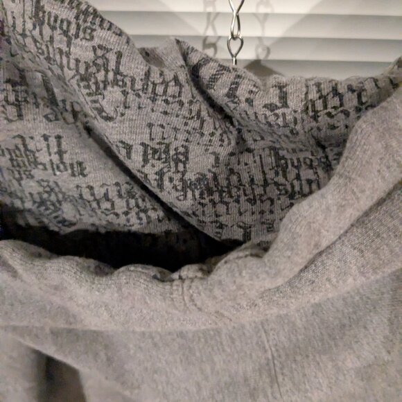 VINTAGE Volcom zip-up hoodie - Picture 5 of 7